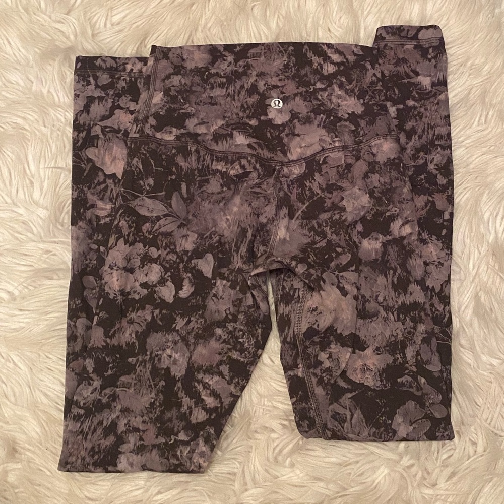 Like new lululemon aligns